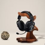 Best Headsets For Hearing Footsteps (Top 5 Picks)